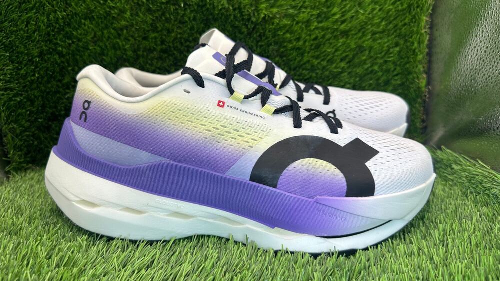 On Running Cloudboom Max 3MF30310438 Athletic Sneaker Men's 10 White Mesh Sports